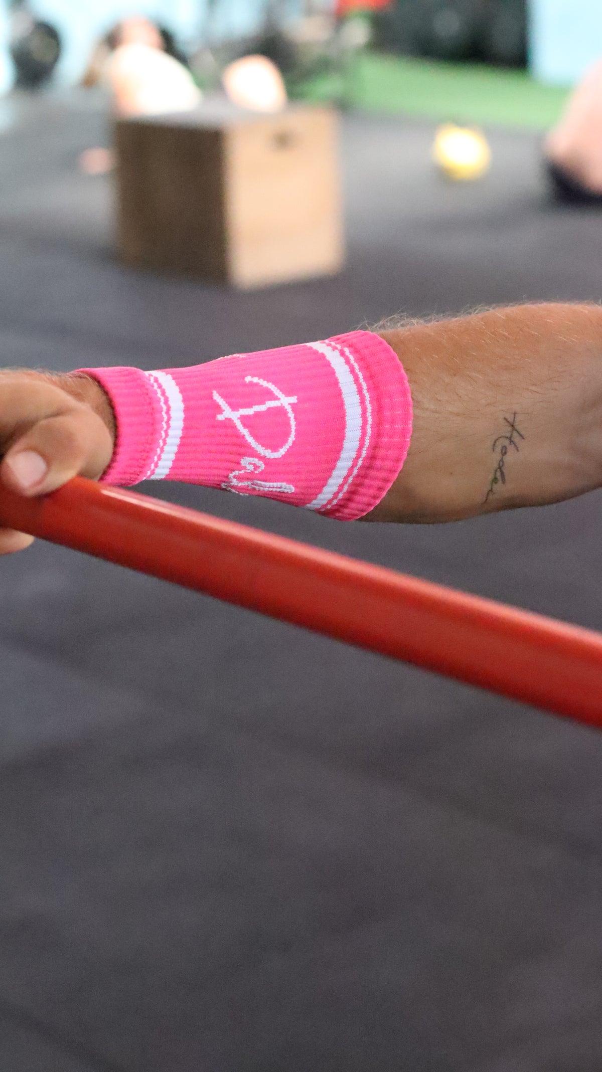 Dale Pulse Muñequera Deportiva Rosa
