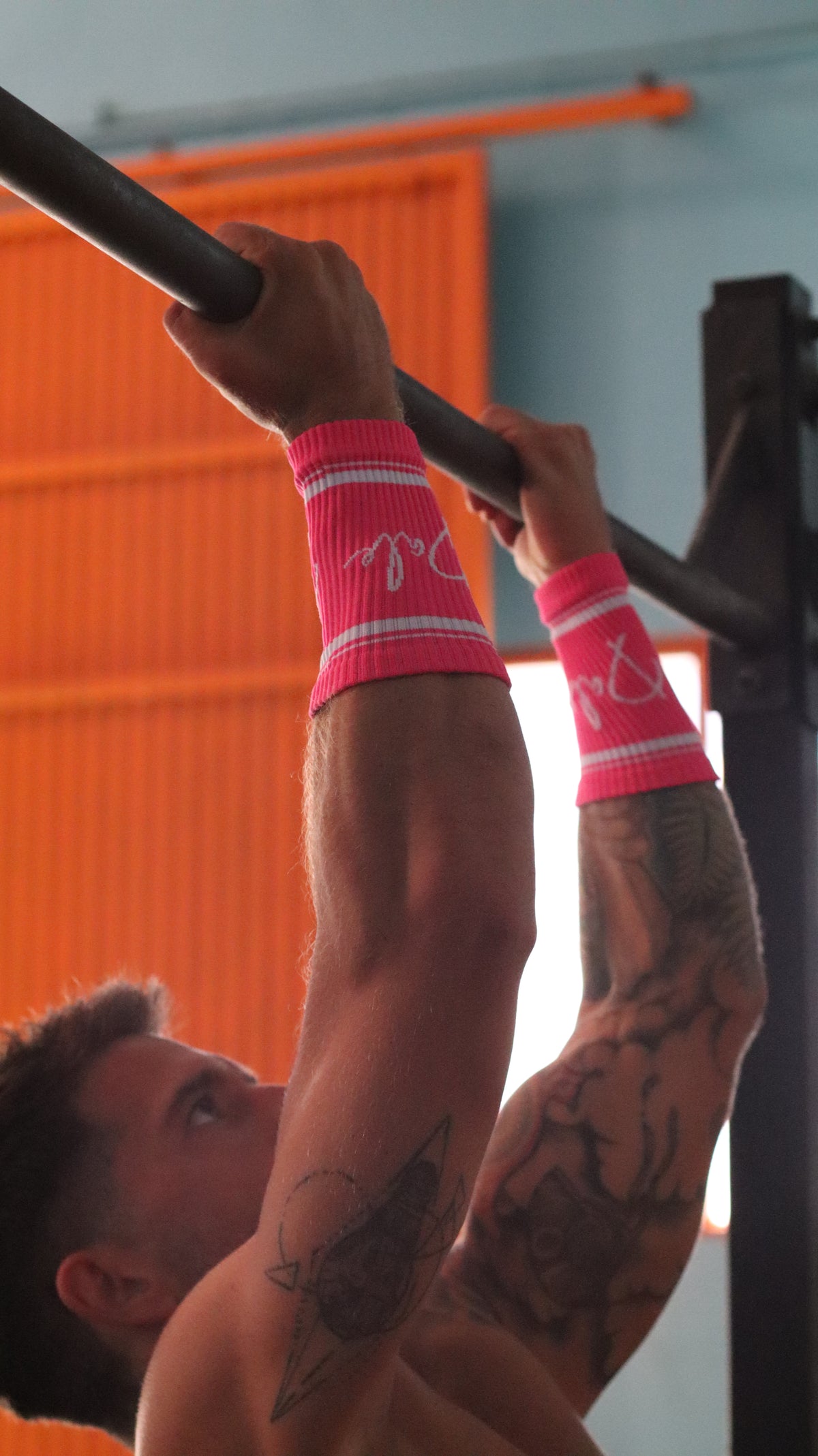 Dale Pulse Muñequera Deportiva Rosa