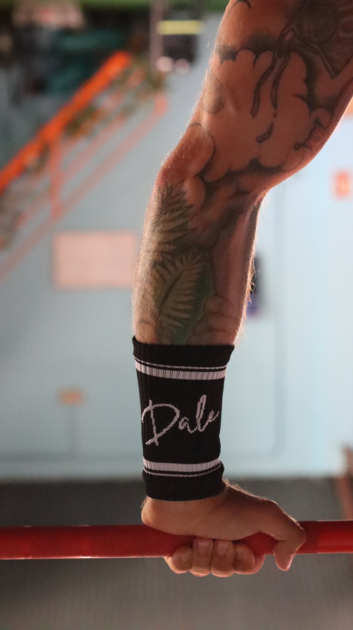 Dale Pulse Muñequera Deportiva Negro